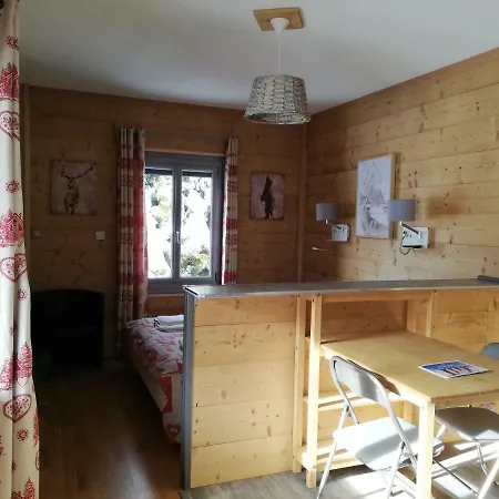 Aparthotel La Ferme Du Lays Les Carroz d'Araches