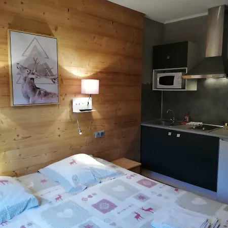 Aparthotel La Ferme Du Lays Les Carroz d'Araches